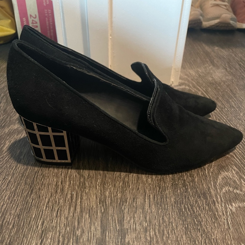 Size 7 black suede Brian Atwood block heels